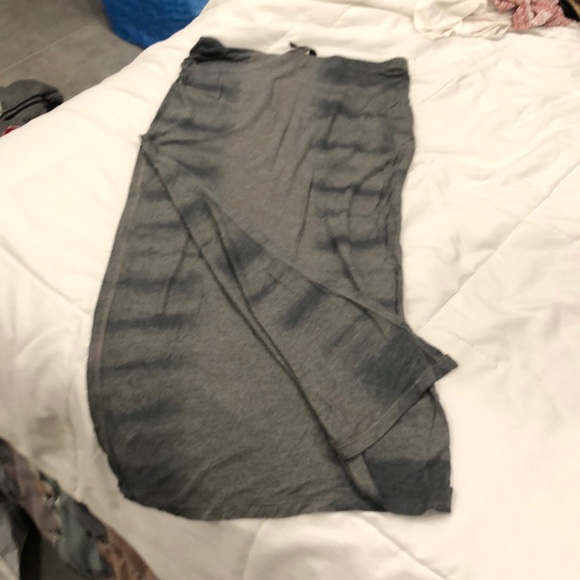 Jessica Simpson Dresses & Skirts - Boho Maxi length skirt w/slit